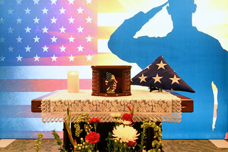 Veteran table decorations with flag